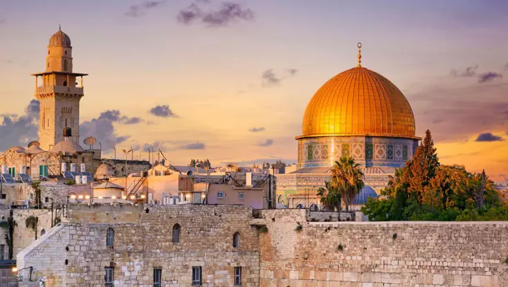 মসজিদুল আকসার কিছু অংশ ধসে পড়ার শঙ্কা